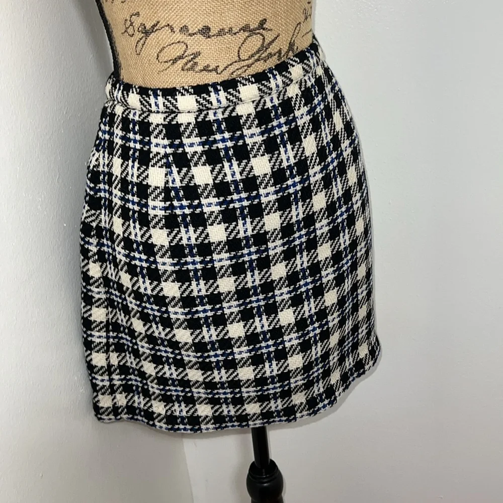 SOLD 🎄🎅🏾 - Picture 7 of 9